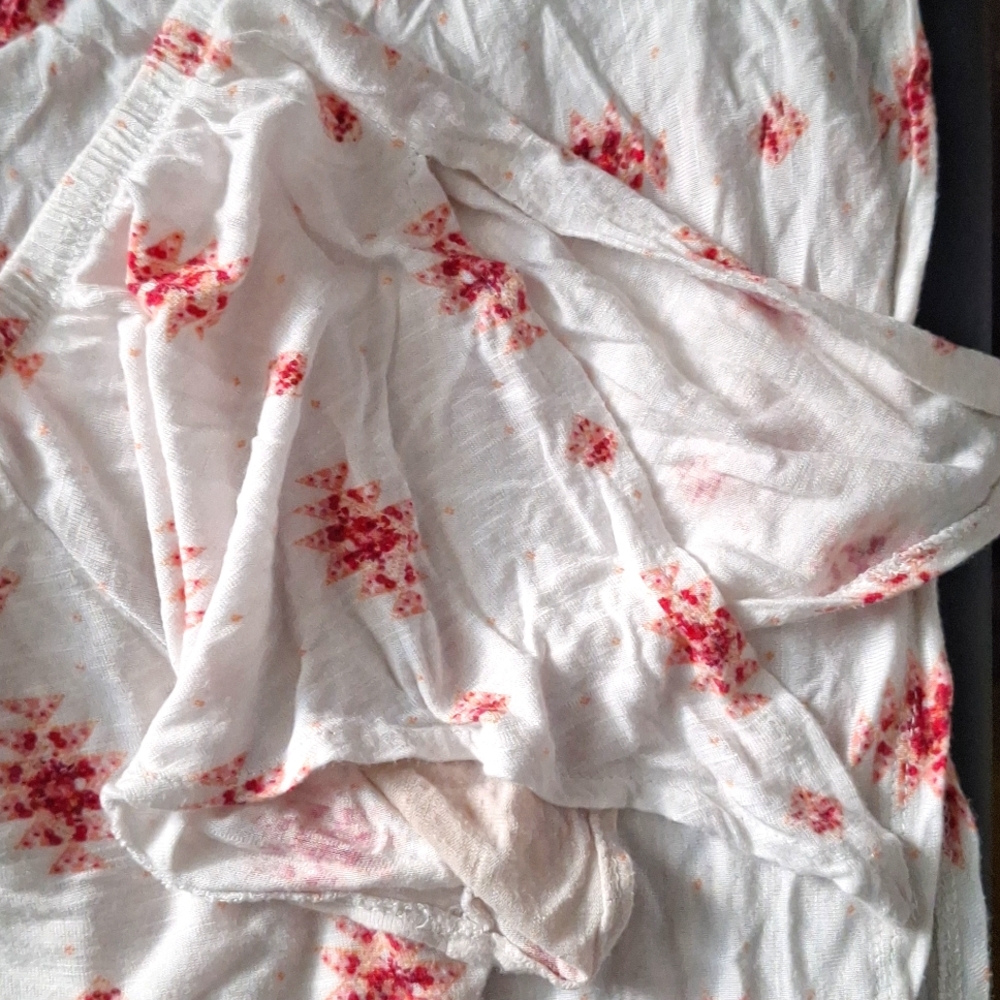 Tribal Pattern Top - Picture 3 of 3